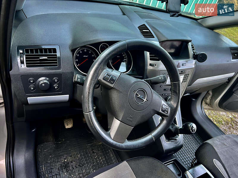Минивэн Opel Zafira 2006 в Вижнице фото 10 Минивэн Opel Zafira 2006 в Вижнице