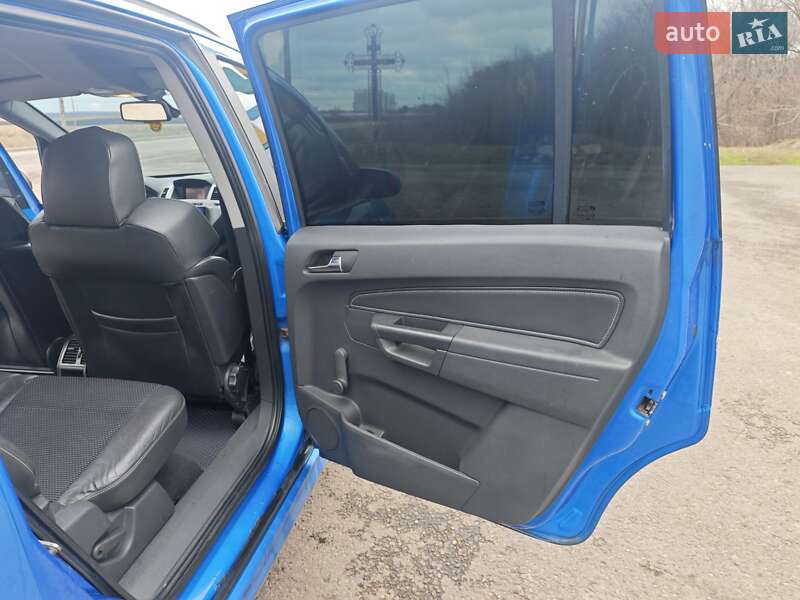 Минивэн Opel Zafira 2006 в Пятихатках фото 23 Минивэн Opel Zafira 2006 в Пятихатках