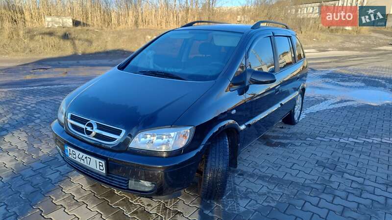 Минивэн Opel Zafira 2004 в Виннице