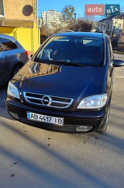 Минивэн Opel Zafira 2004 в Виннице