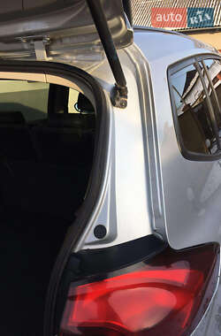 Мінівен Opel Zafira 2016 в 