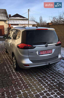 Мінівен Opel Zafira 2016 в 