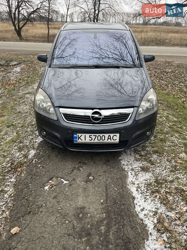 Мінівен Opel Zafira 2007 в Конотопі