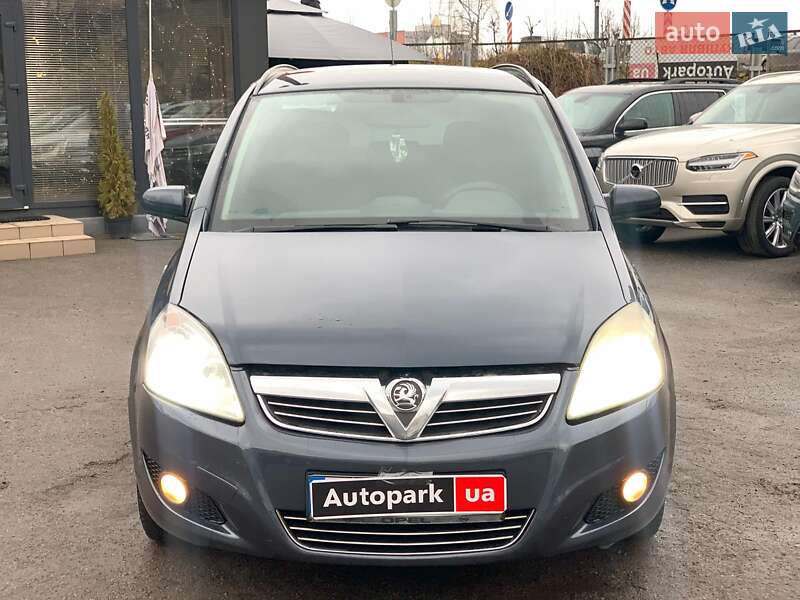Минивэн Opel Zafira 2008 в Виннице