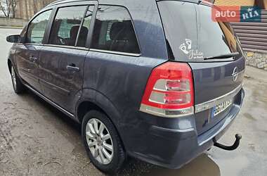 Минивэн Opel Zafira 2008 в 