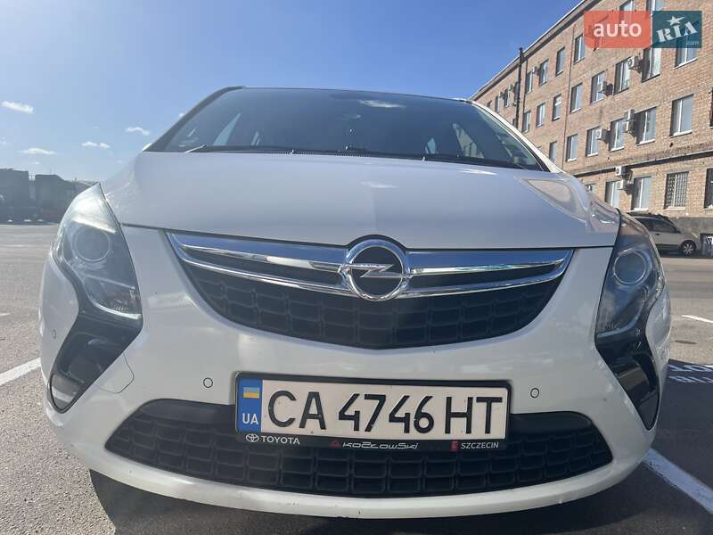 Мінівен Opel Zafira 2016 в Черкасах