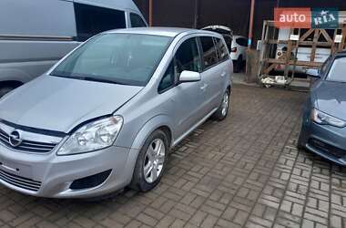 Минивэн Opel Zafira 2010 в Луцке