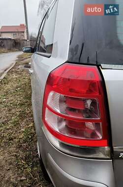 Мінівен Opel Zafira 2008 в  фото 19 Мінівен Opel Zafira 2008 в