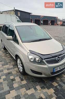 Минивэн Opel Zafira 2010 в Николаеве