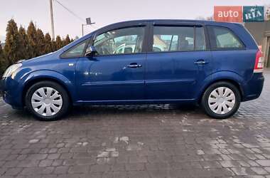 Минивэн Opel Zafira 2008 в 