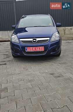 Мінівен Opel Zafira 2011 в Вознесенську