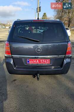 Минивэн Opel Zafira 2007 в Луцке