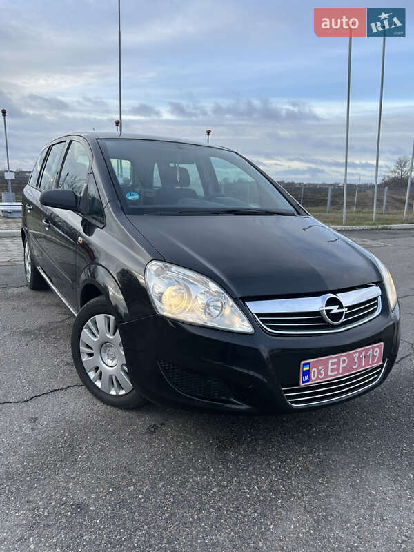 Мінівен Opel Zafira 2009 в Золотоноші