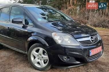 Минивэн Opel Zafira 2011 в Харькове