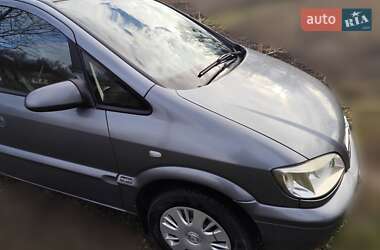 Мінівен Opel Zafira 2004 в Лубнах