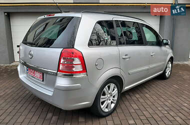 Мінівен Opel Zafira 2010 в Коломиї