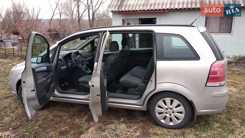 Мінівен Opel Zafira 2007 в Києві фото 5 Мінівен Opel Zafira 2007 в Києві