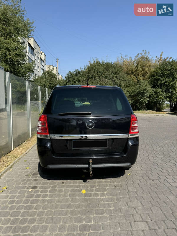 Минивэн Opel Zafira 2010 в Львове фото 3 Минивэн Opel Zafira 2010 в Львове
