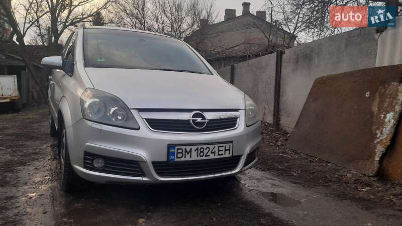 Мінівен Opel Zafira 2005 в Конотопі