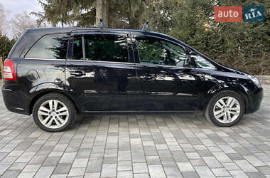 Мінівен Opel Zafira 2010 в Старокостянтинові