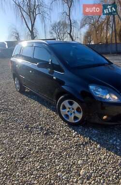 Мінівен Opel Zafira 2009 в Дрогобичі