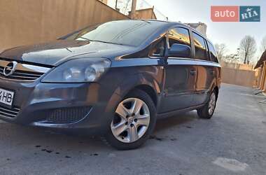 Минивэн Opel Zafira 2011 в Тернополе