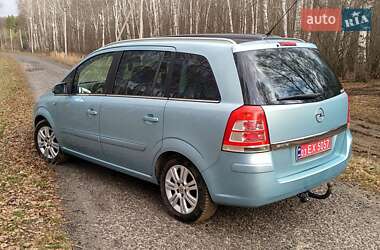 Минивэн Opel Zafira 2009 в Харькове