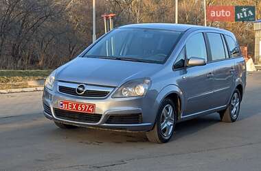 Минивэн Opel Zafira 2007 в Дубно