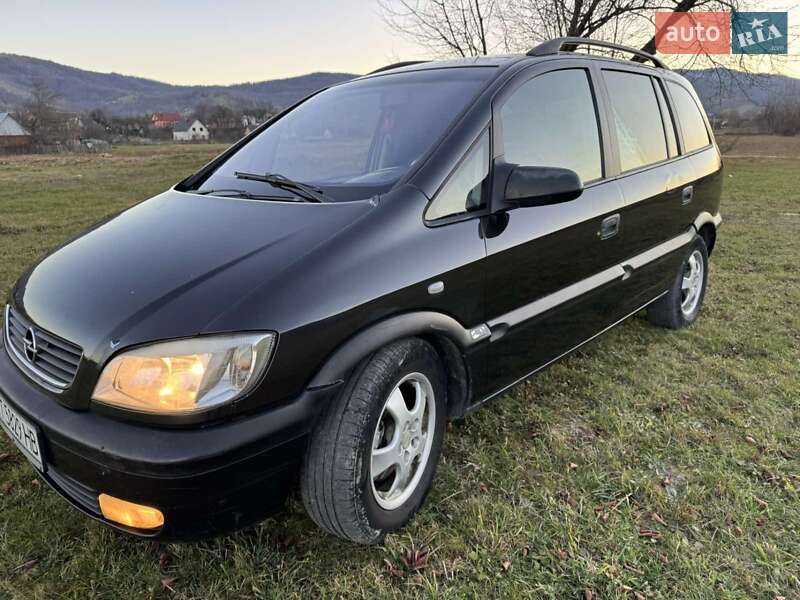 Минивэн Opel Zafira 2001 в Надворной