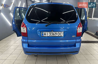 Минивэн Opel Zafira 2003 в Киеве