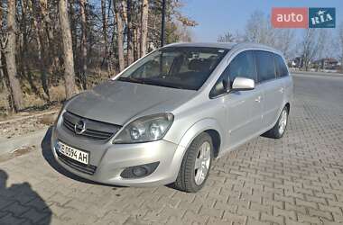 Минивэн Opel Zafira 2012 в 