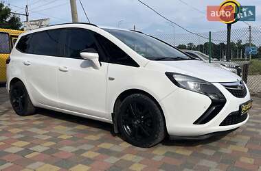 Мікровен Opel Zafira 2012 в Стрию