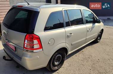 Минивэн Opel Zafira 2010 в Белой Церкви