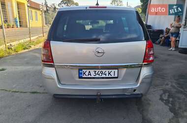Минивэн Opel Zafira 2008 в 
