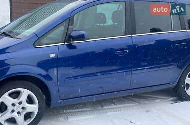 Минивэн Opel Zafira 2005 в Любомле