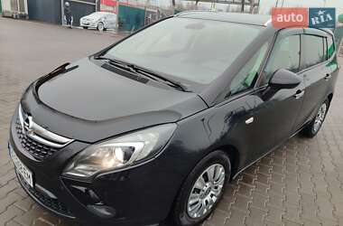 Минивэн Opel Zafira 2016 в Киеве