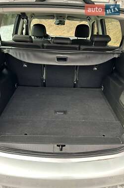 Минивэн Opel Zafira 2018 в 