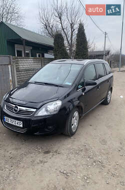 Минивэн Opel Zafira 2008 в Виннице