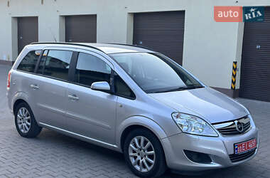 Мінівен Opel Zafira 2009 в Хмельницькому