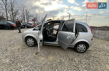 Минивэн Opel Zafira 2005 в Коломые