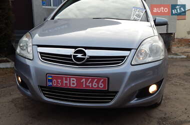 Минивэн Opel Zafira 2008 в 