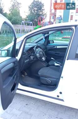 Минивэн Opel Zafira 2009 в Ковеле