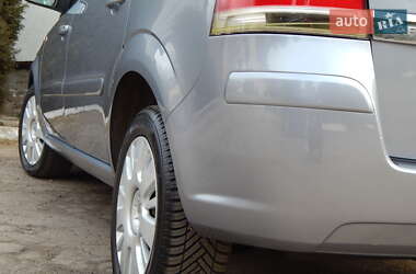 Минивэн Opel Zafira 2008 в 
