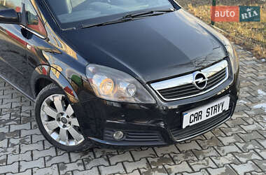 Минивэн Opel Zafira 2007 в Стрые