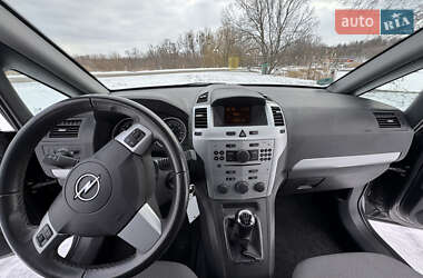 Минивэн Opel Zafira 2009 в Черкассах