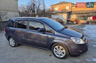 Минивэн Opel Zafira 2010 в Дунаевцах