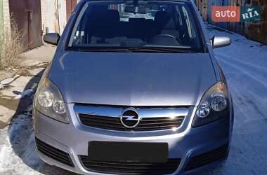 Минивэн Opel Zafira 2005 в Луцке