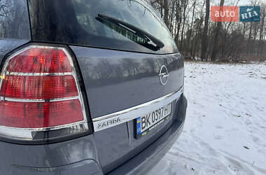 Мінівен Opel Zafira 2006 в Рівному