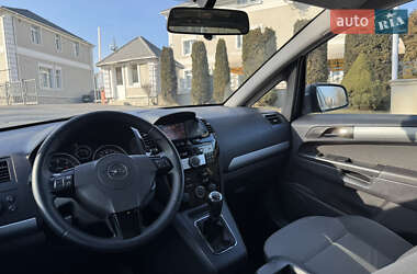 Минивэн Opel Zafira 2011 в Львове