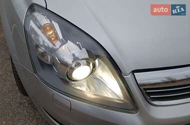 Минивэн Opel Zafira 2013 в Бердичеве